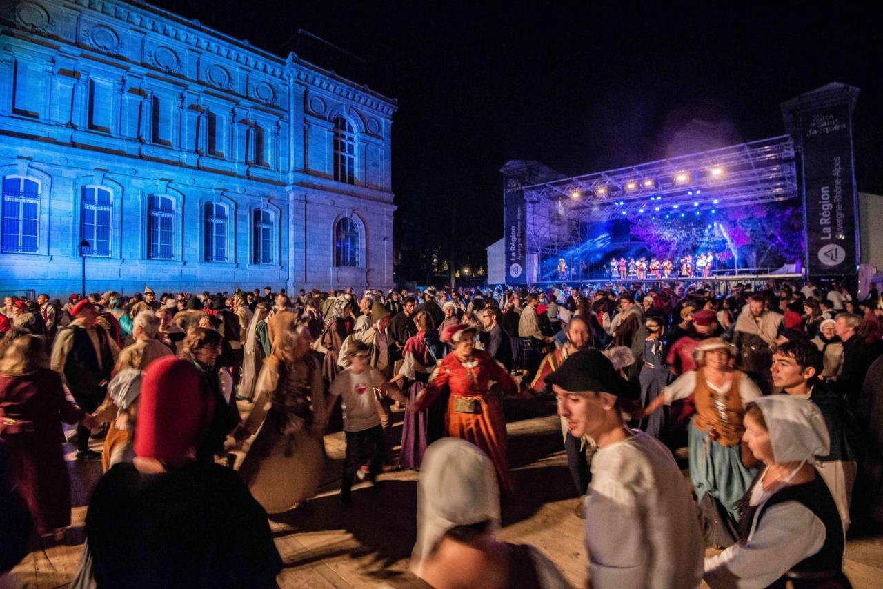 Les Apparts Du Vignal De Cheyrac Polignac  Exterior foto